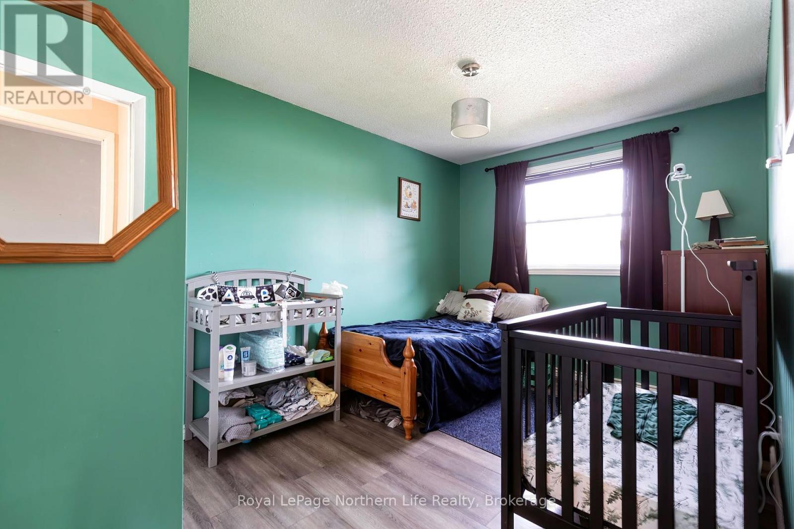 23 HARRIS DRIVE - 11