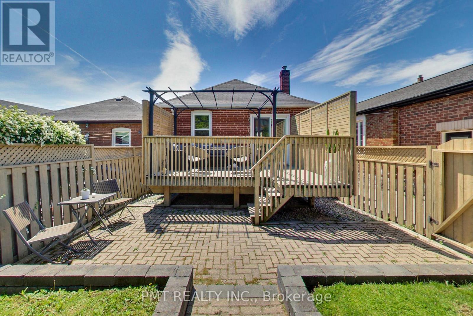25 RONALD AVENUE - Image 35