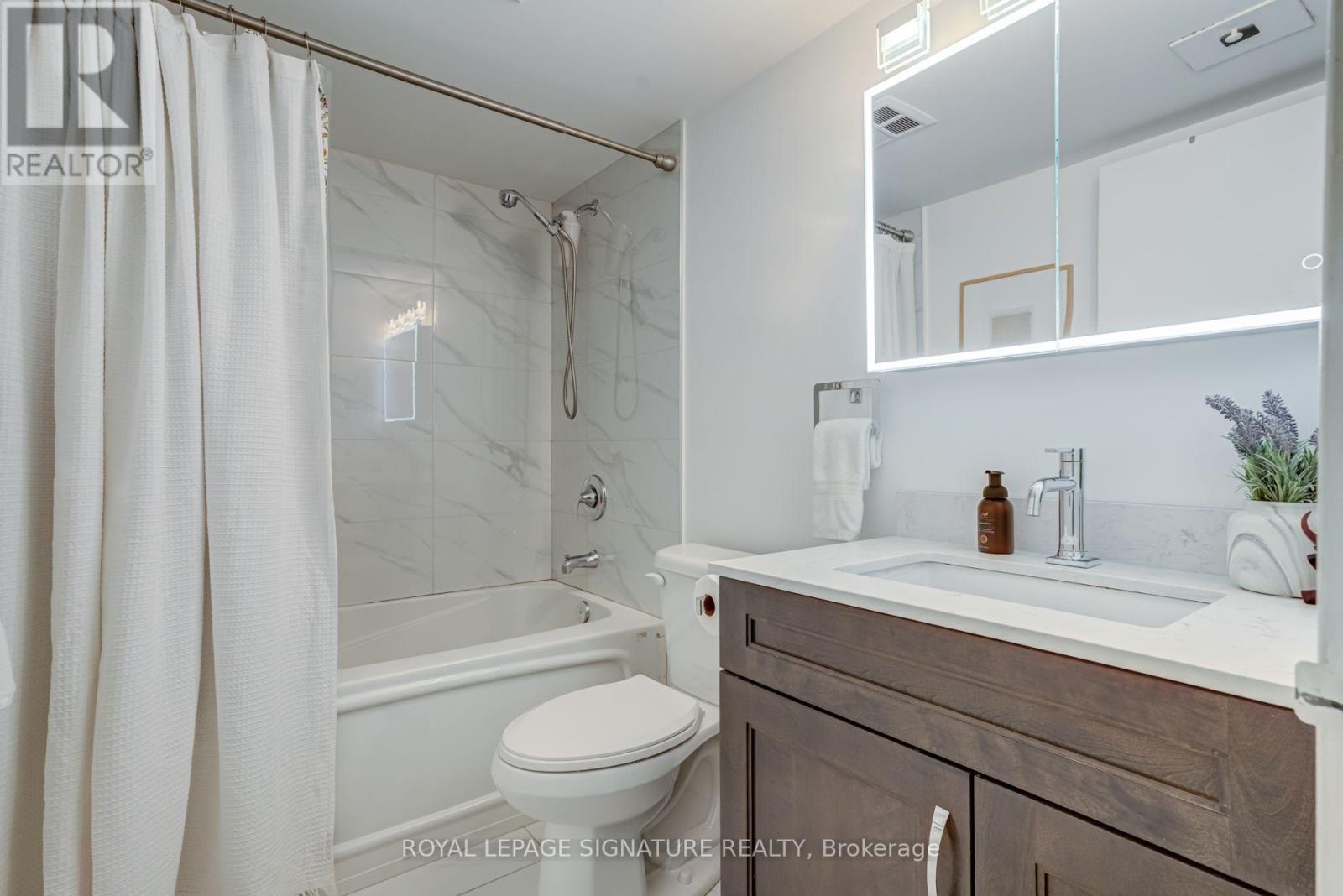 #203 200 MANITOBA STREET - 18