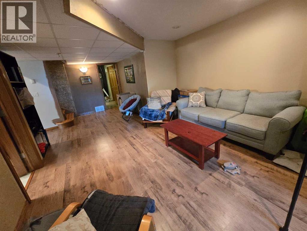 Listing photo – 28244 Highway 590, Rural Red Deer County