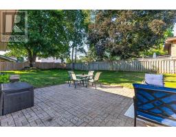 125 Keefer Street, Strathroy Caradoc, ON N7G1E1 Photo 32