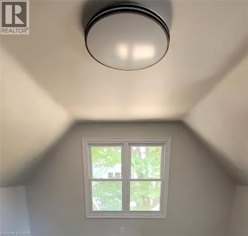 96 ORCHARD Avenue - Image 33