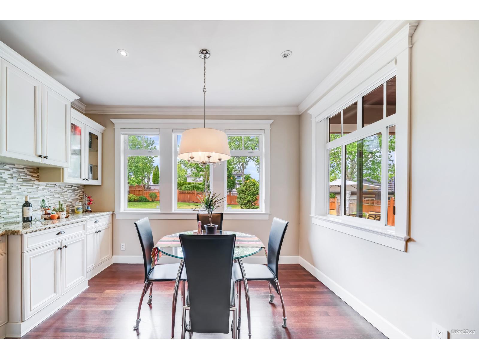 16383 HIGH PARK AVENUE, Surrey