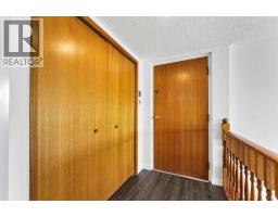 2pc Bathroom - 211, 1051 3 Street Nw, Medicine Hat, AB T1A7Y4 Photo 8