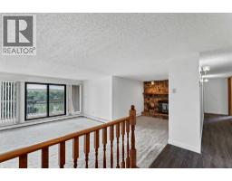 4pc Bathroom - 211, 1051 3 Street Nw, Medicine Hat, AB T1A7Y4 Photo 7