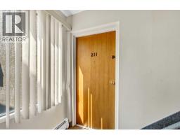 Bedroom - 211, 1051 3 Street Nw, Medicine Hat, AB T1A7Y4 Photo 6