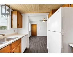 211, 1051 3 Street Nw, Medicine Hat, AB T1A7Y4 Photo 28