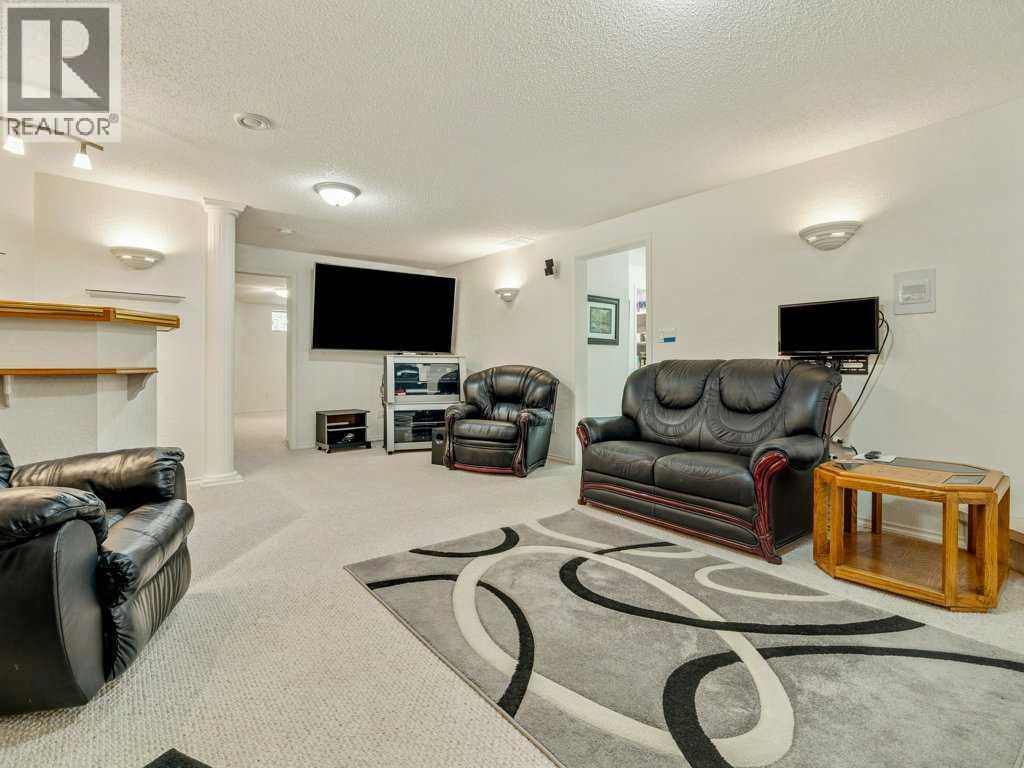 1606 Scenic Heights  S - Image 32