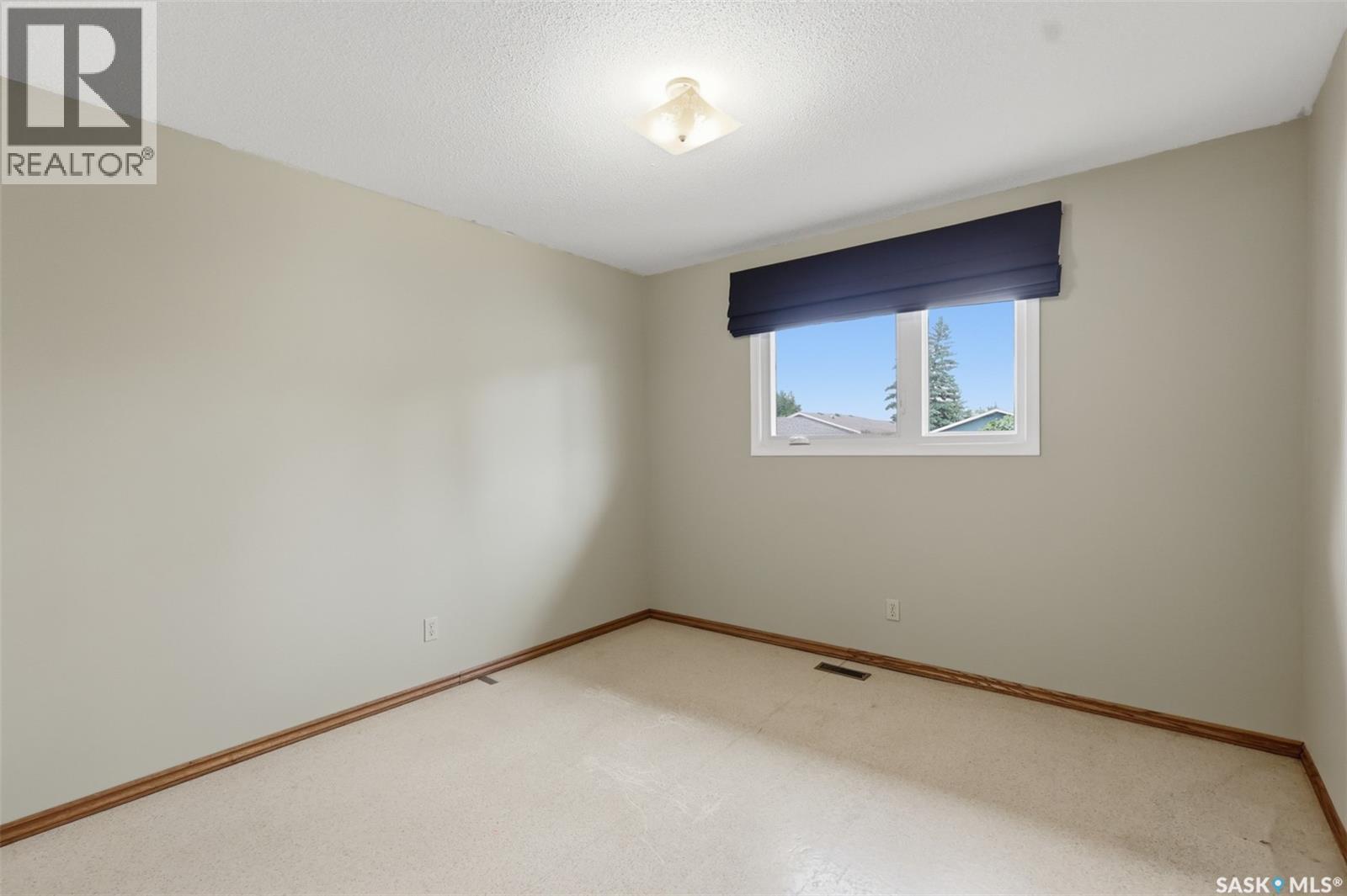 418 Laval CRESCENT - 18