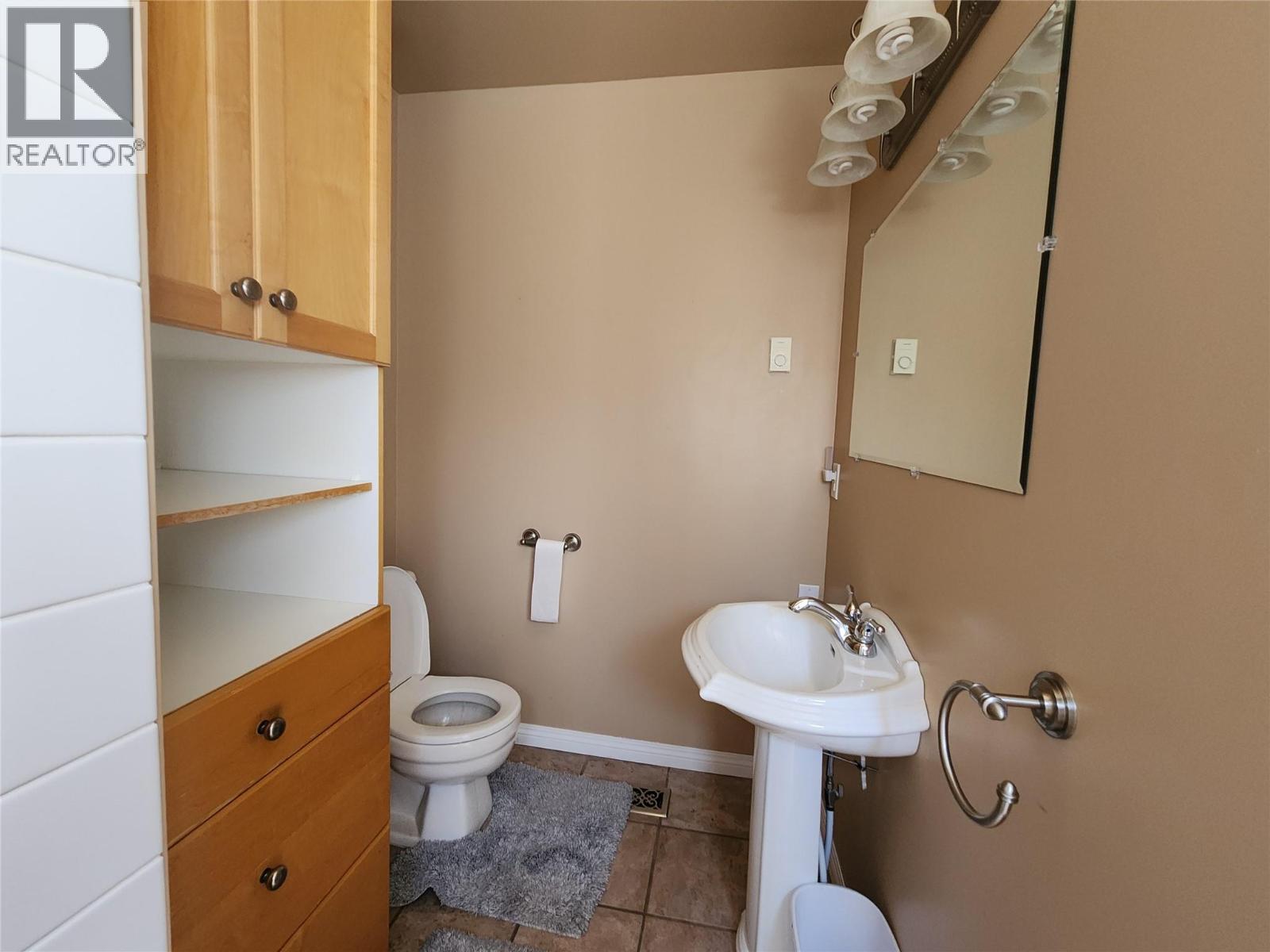 5440 41 Highway - 13
