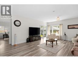 80 Parkplace Lane, photo 16