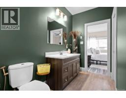 80 Parkplace Lane, photo 24
