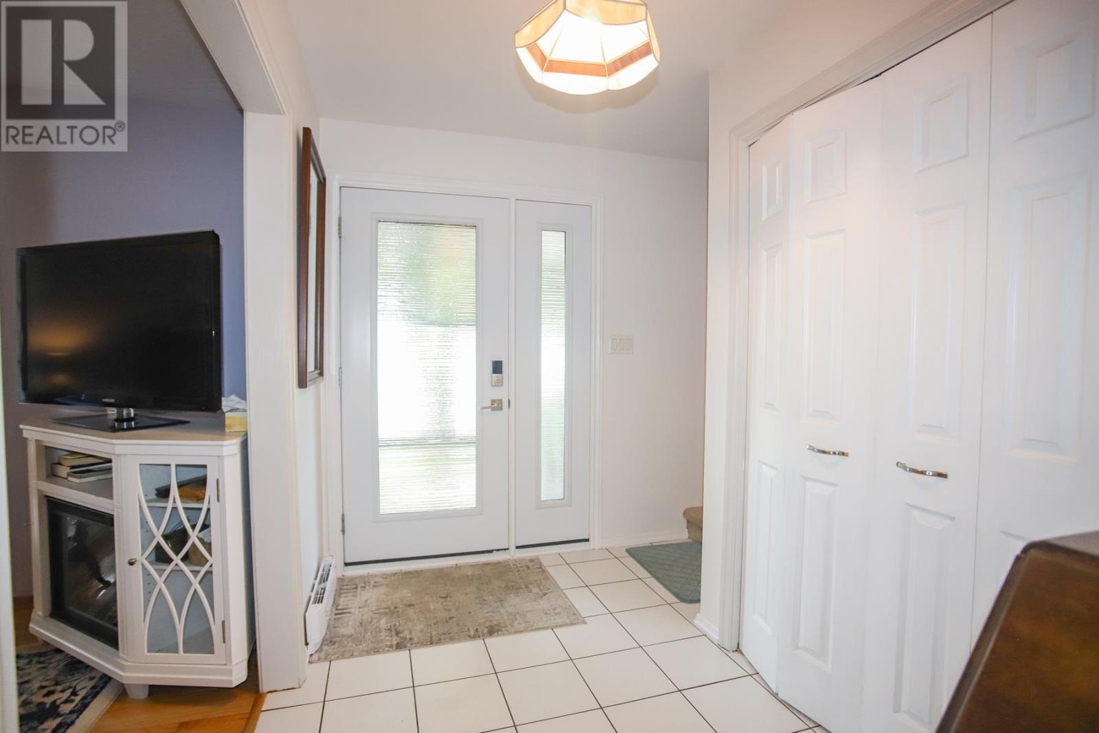 4 Silver Birch DR, Sault Ste. Marie — photo 9