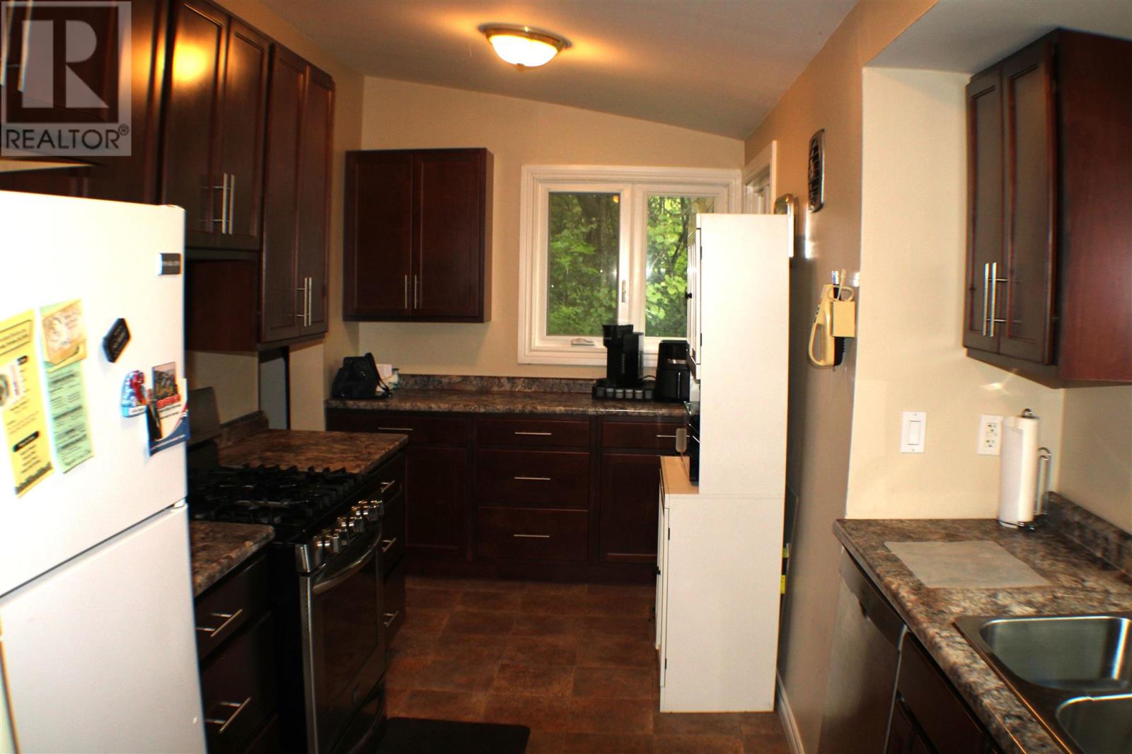 104 White Oak DR W, Sault Ste Marie — photo 6