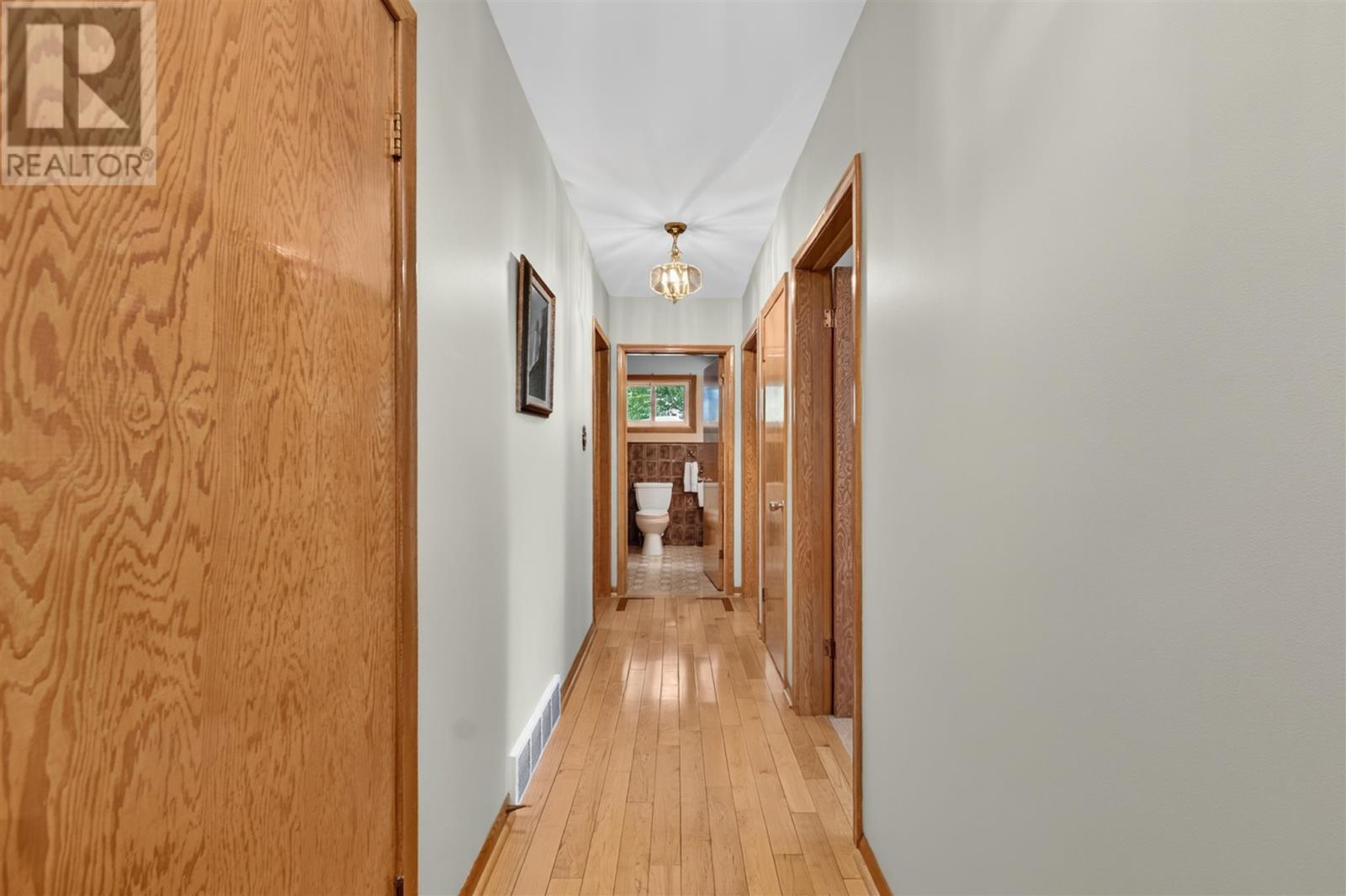 6 Pinemore BLVD - 16