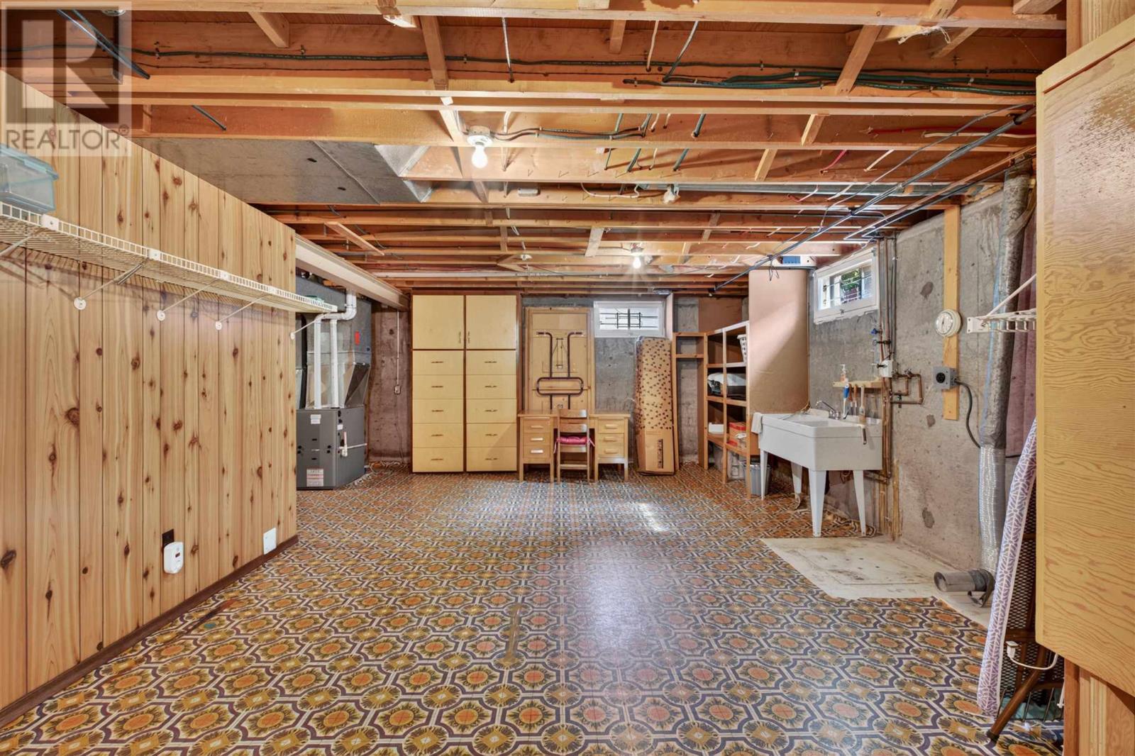6 Pinemore BLVD - Image 33