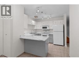 Foyer - 1660 Ufton Court Unit# 103, Kelowna, BC V1Y8G7 Photo 7