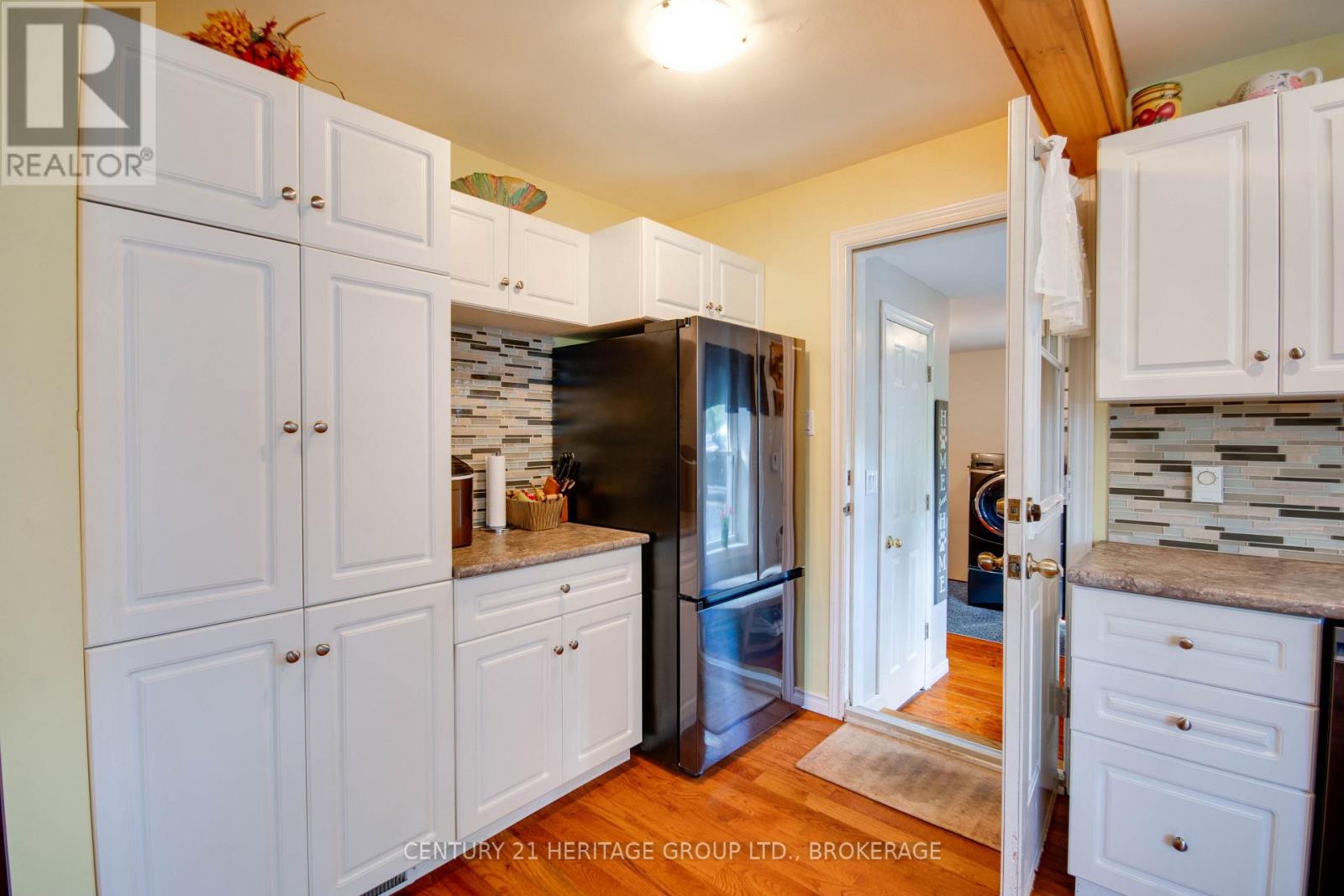 492 KINGSTON MILLS ROAD - 24