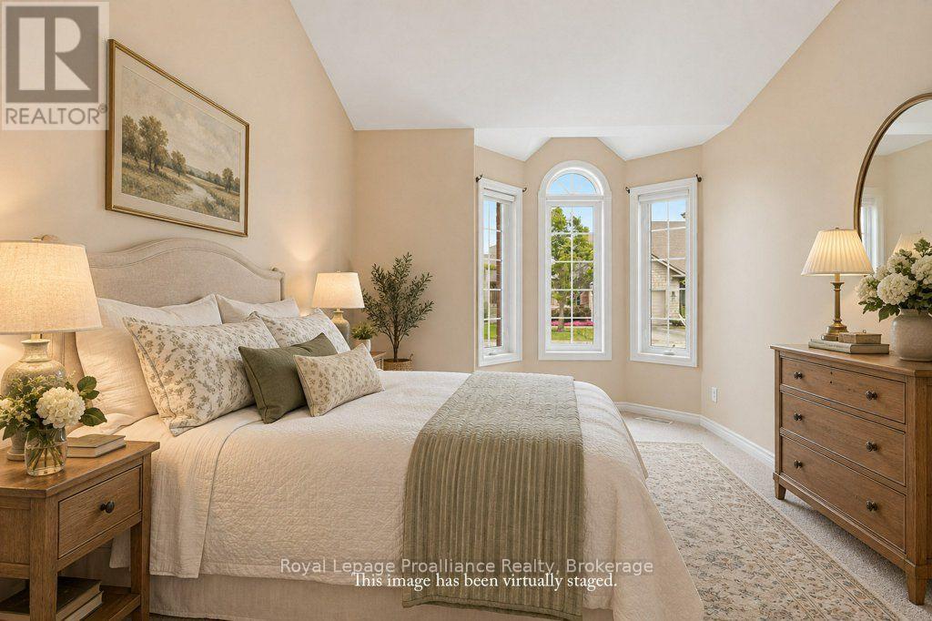 14 - 25 HEARTWOOD DRIVE, Belleville (Belleville Ward) — photo 6
