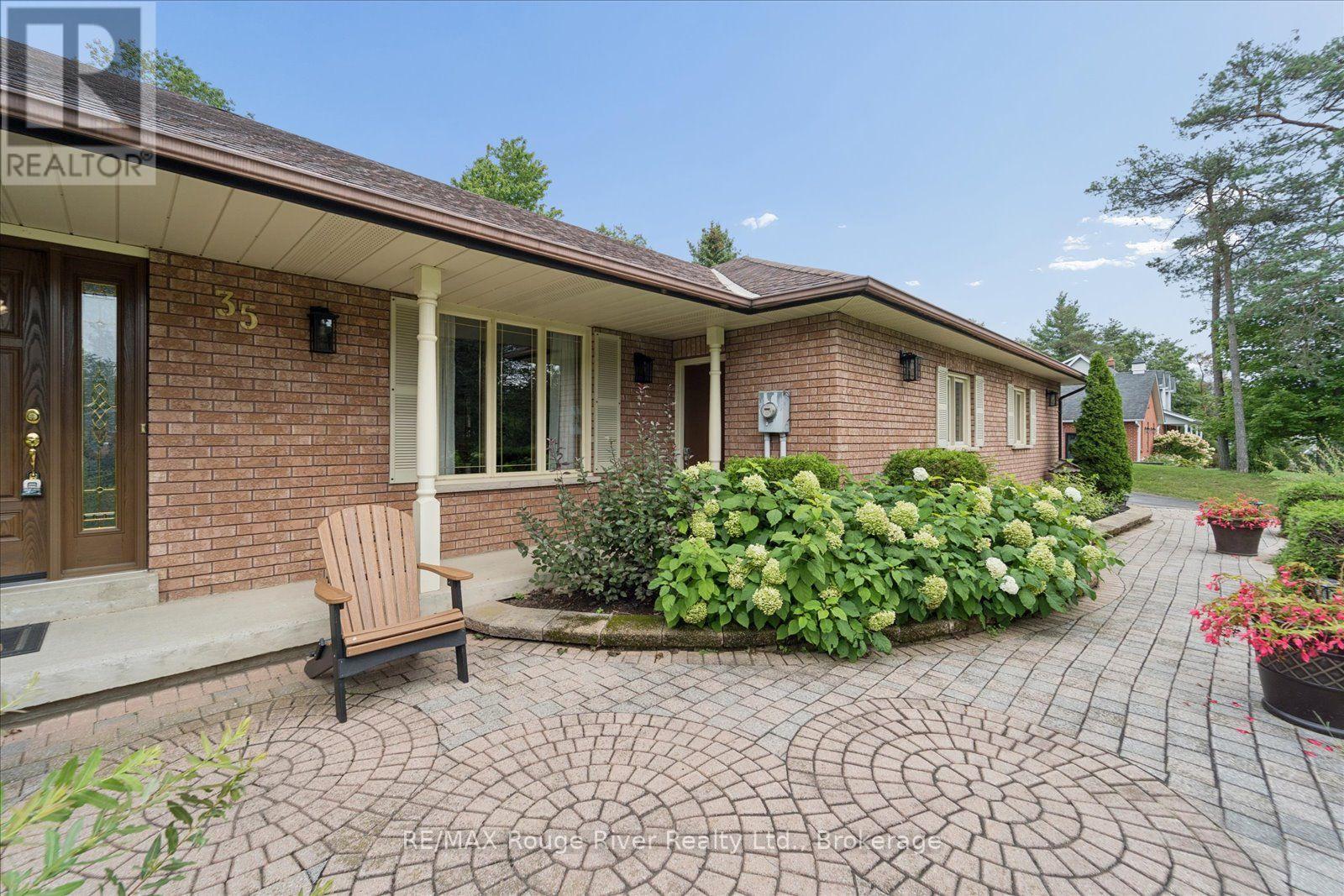35 ROYAL ESTATE DRIVE - 6