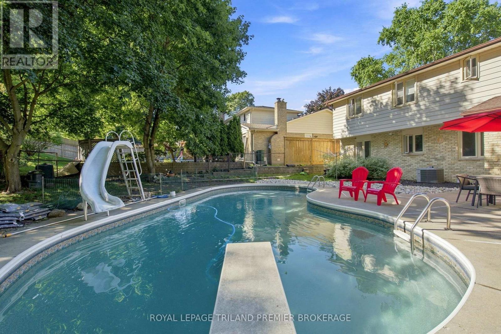 31 FOXCROFT CRESCENT - Image 39