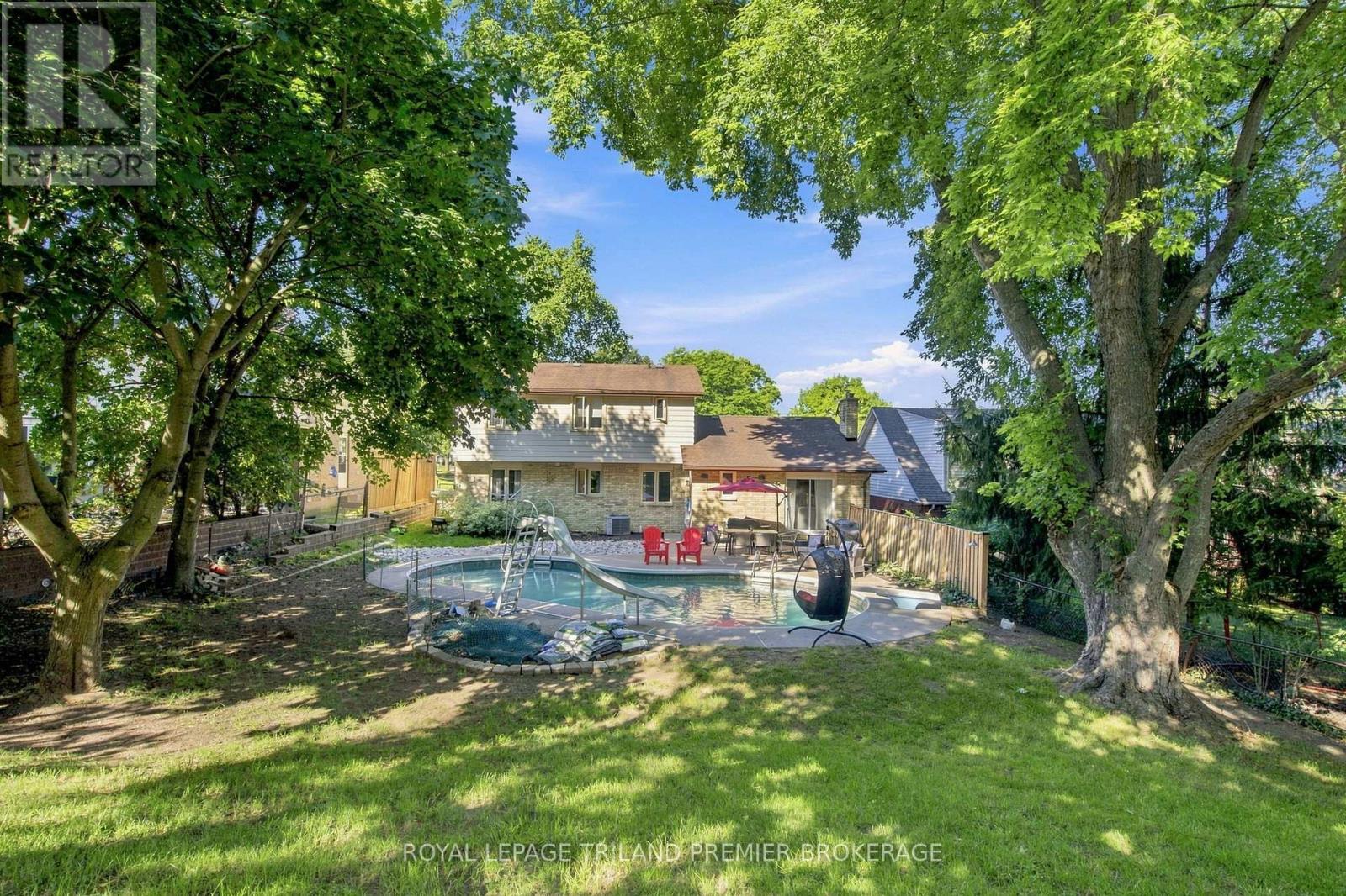 31 FOXCROFT CRESCENT - Image 42
