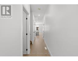 20 (24) - 147 Scotts Drive, Lucan Biddulph, ON N0M2J0 Photo 6