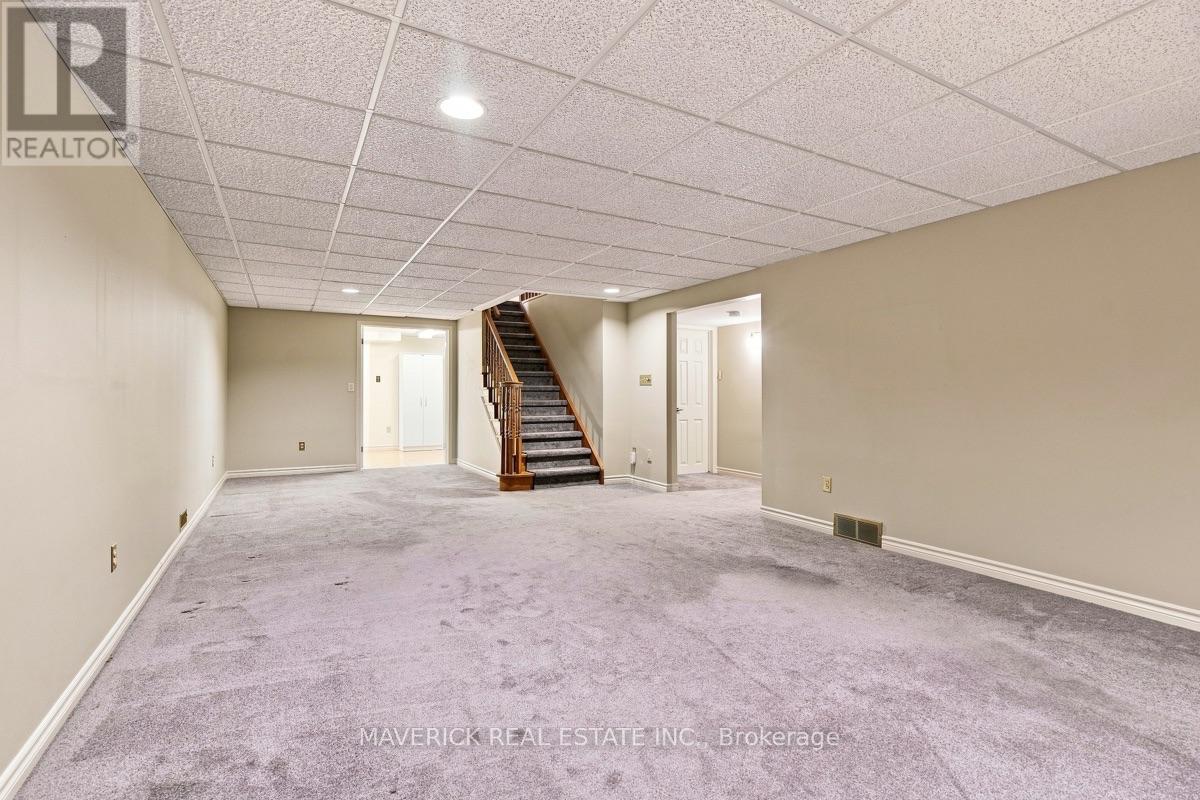 #49 163 PINE VALLEY DRIVE - Image 37