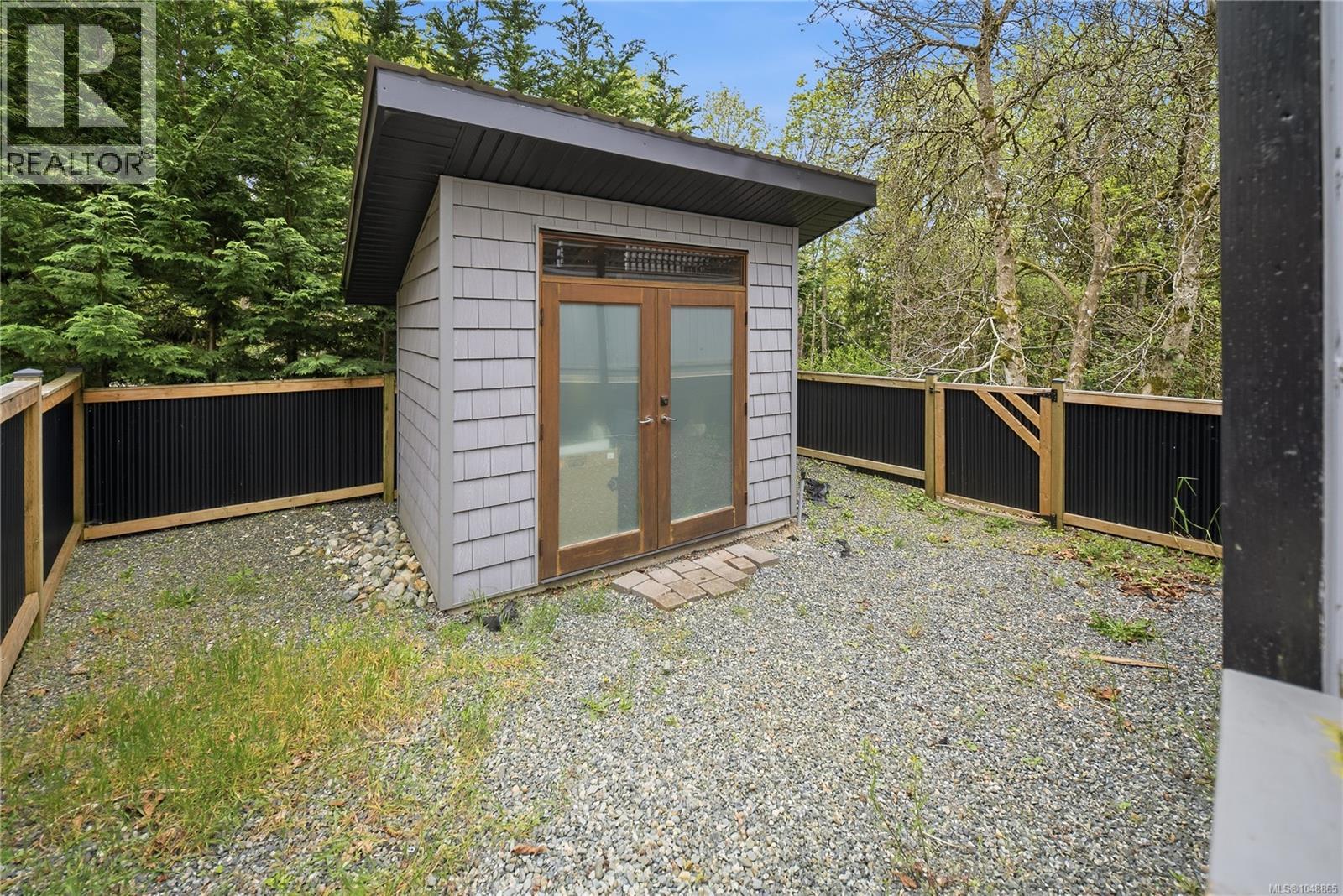 3129 Departure Bay Rd, Nanaimo
