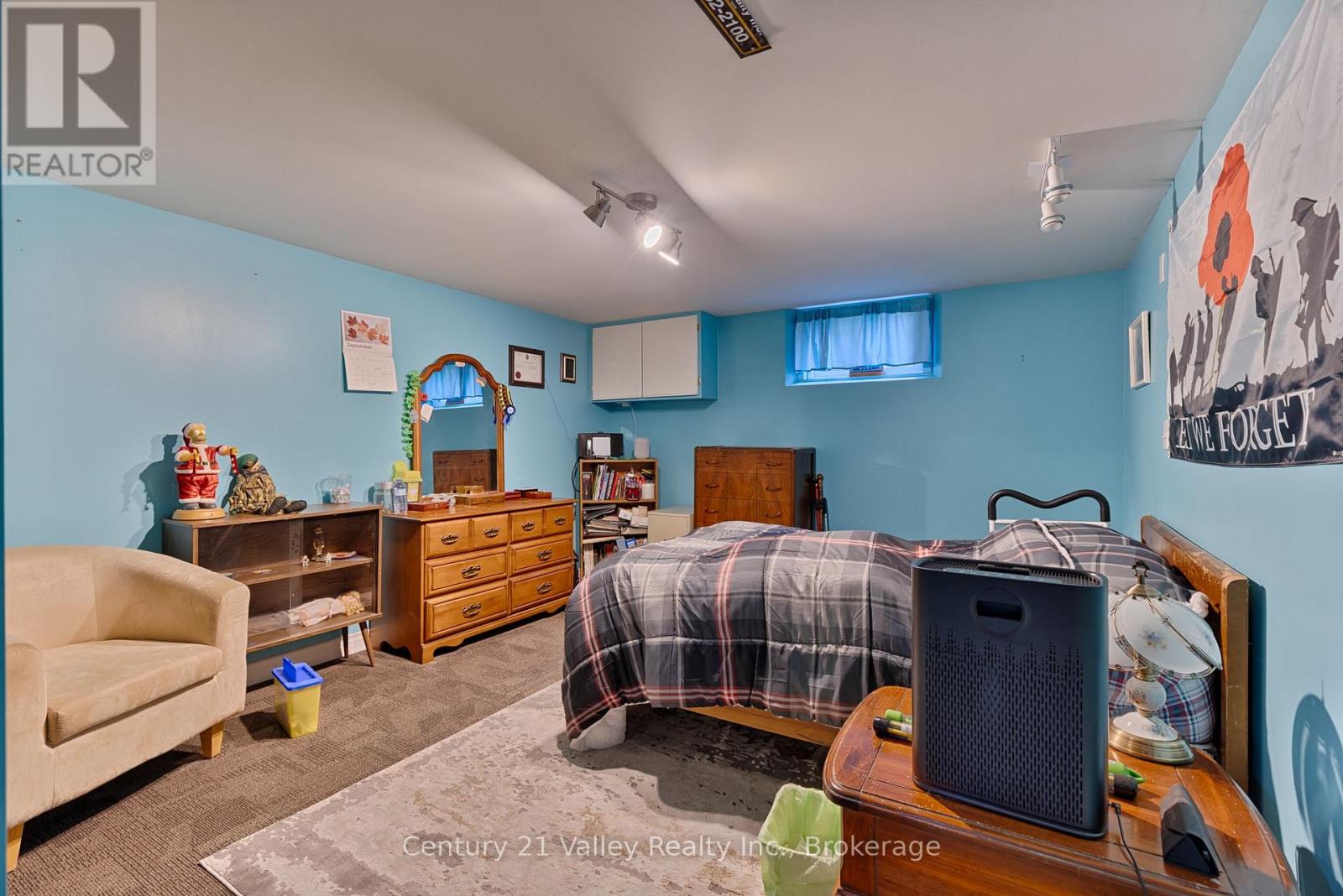 2032 FORESTERS FALLS ROAD - Image 27