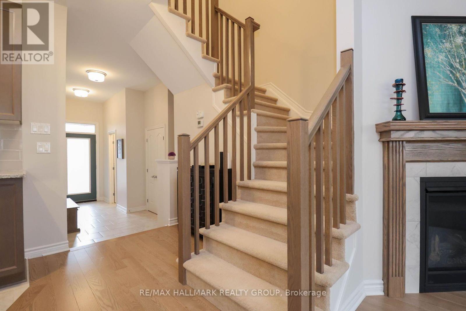 3 Bed, 3 Bath House for Sale in Ottawa – 459 WARMSTONE DRIVE, Ottawa – MLS# X13754828 - Image 23