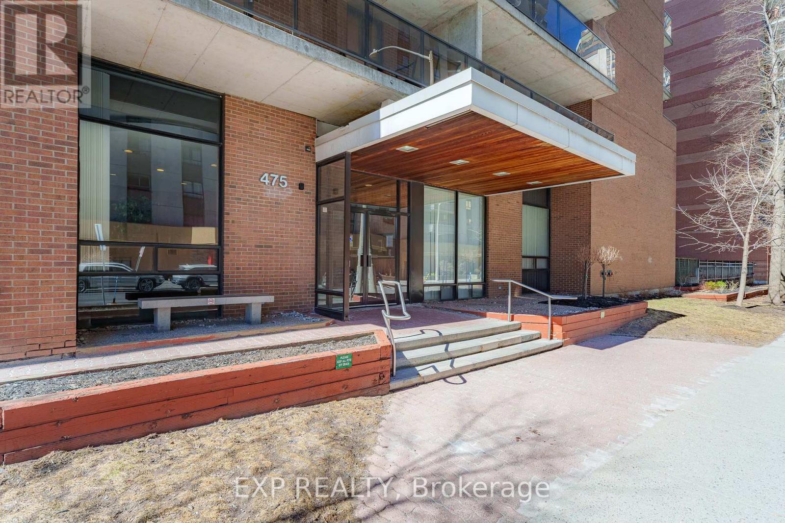 #1002 475 LAURIER AVENUE W - 2