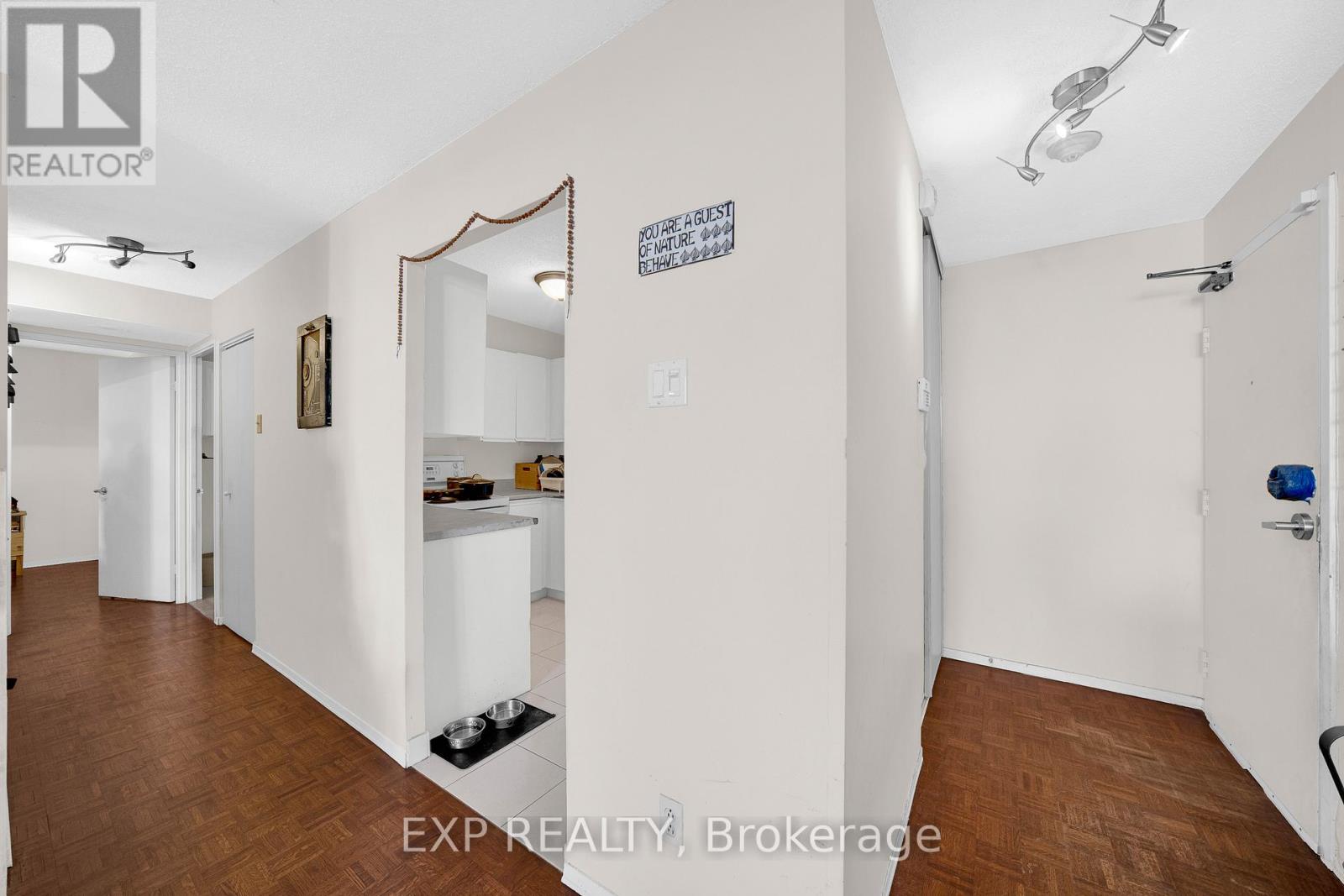 #1002 475 LAURIER AVENUE W - 4