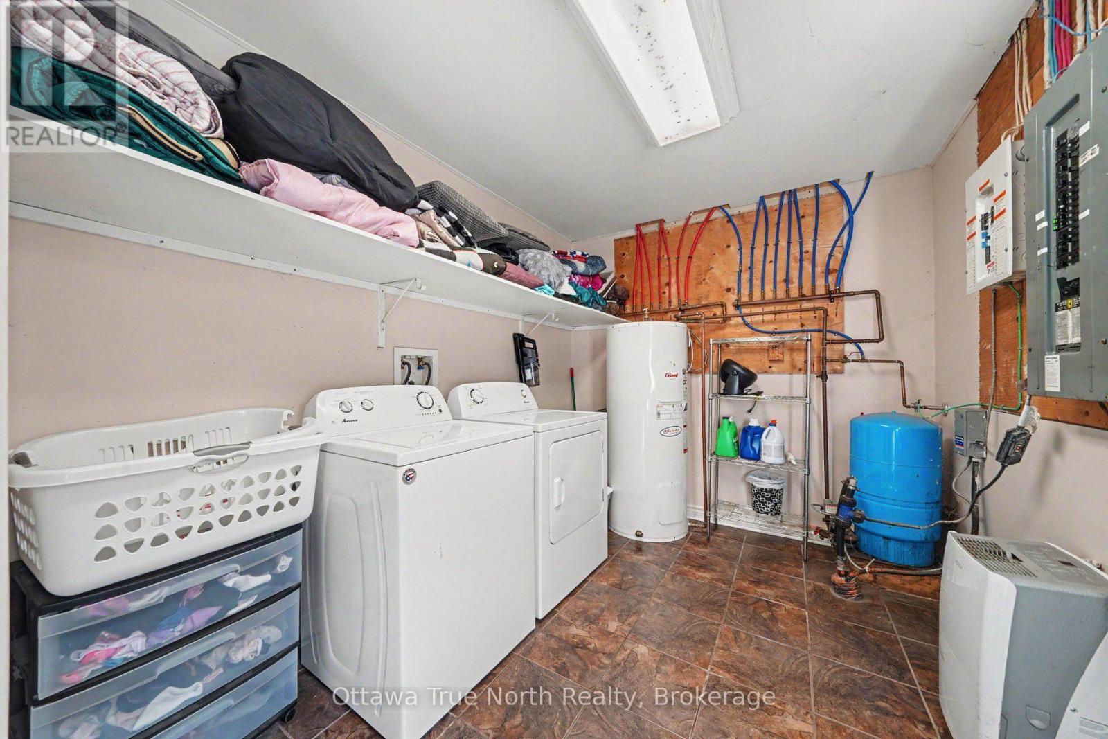 464 DALHOUSIE 1A CONCESSION - 11