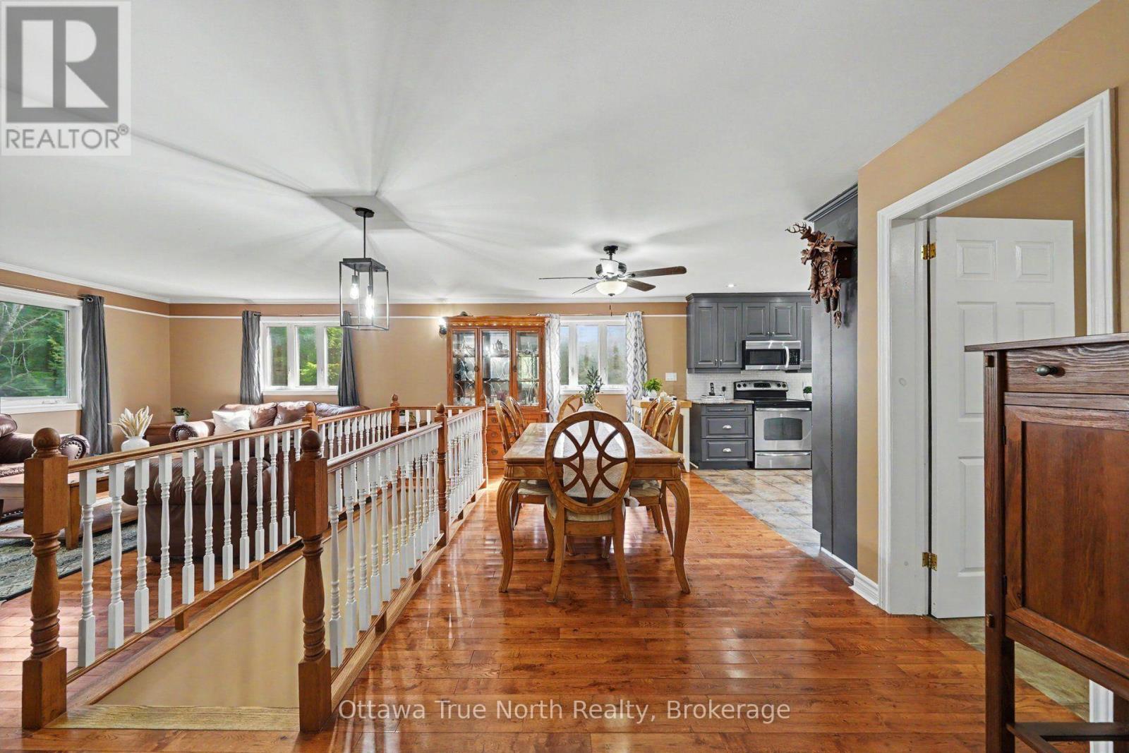 464 DALHOUSIE 1A CONCESSION - 18