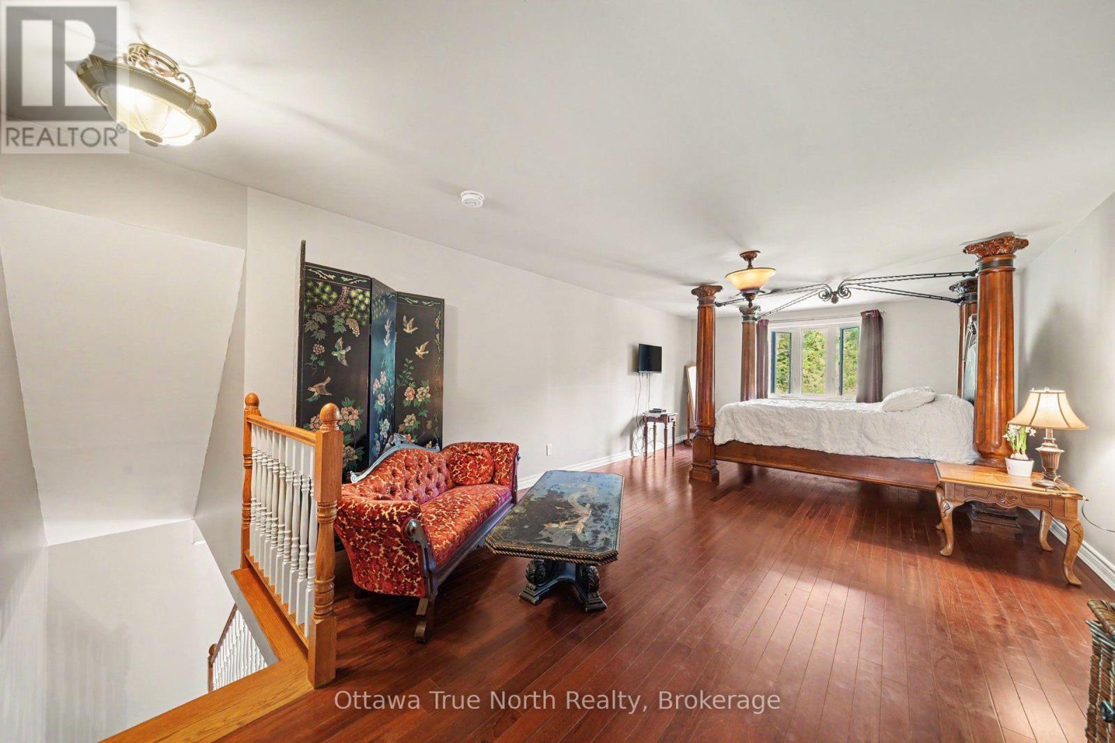 464 DALHOUSIE 1A CONCESSION - 21