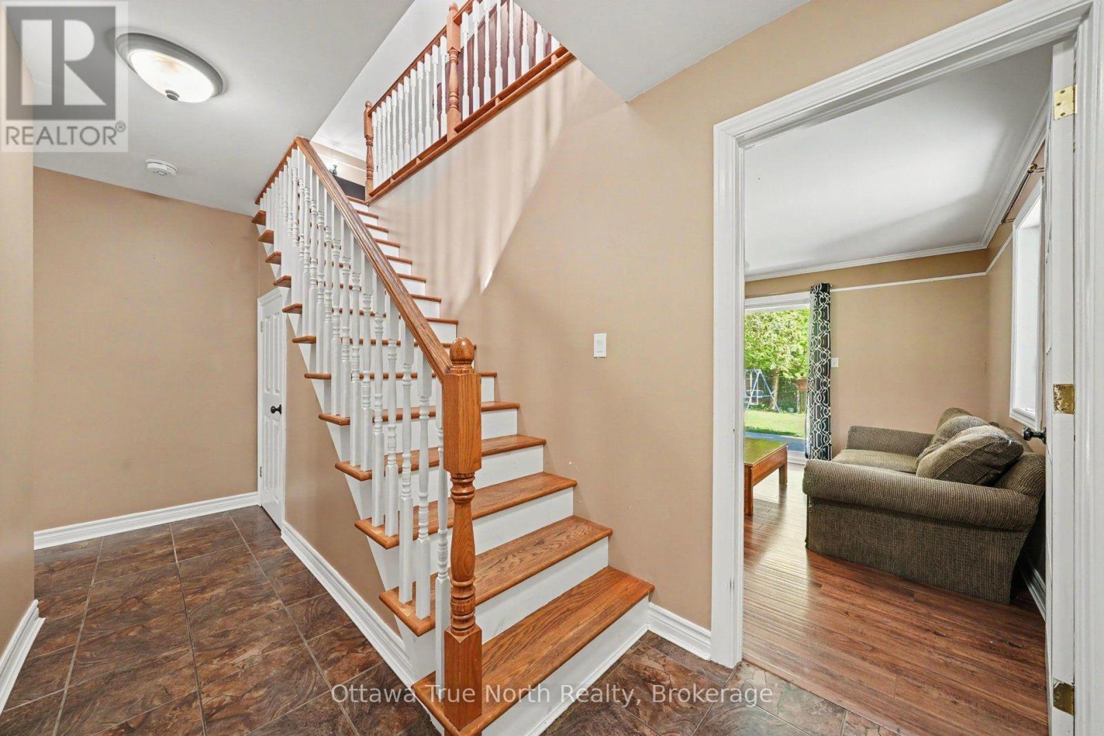 464 DALHOUSIE 1A CONCESSION - 4