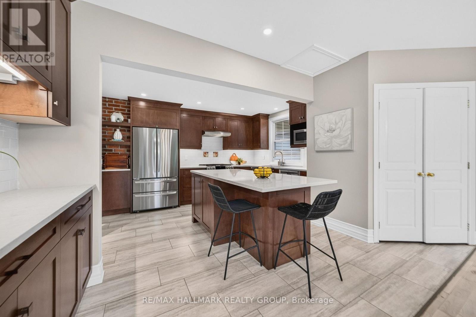 3 Bed, 4 Bath House for Sale in Ottawa – 1608 PRINCE OF WALES DRIVE, Ottawa – MLS# X13754976 - Image 10
