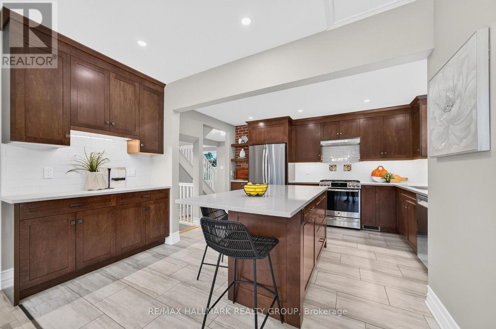 3 Bed, 4 Bath House for Sale in Ottawa – 1608 PRINCE OF WALES DRIVE, Ottawa – MLS# X13754976 - Image 11