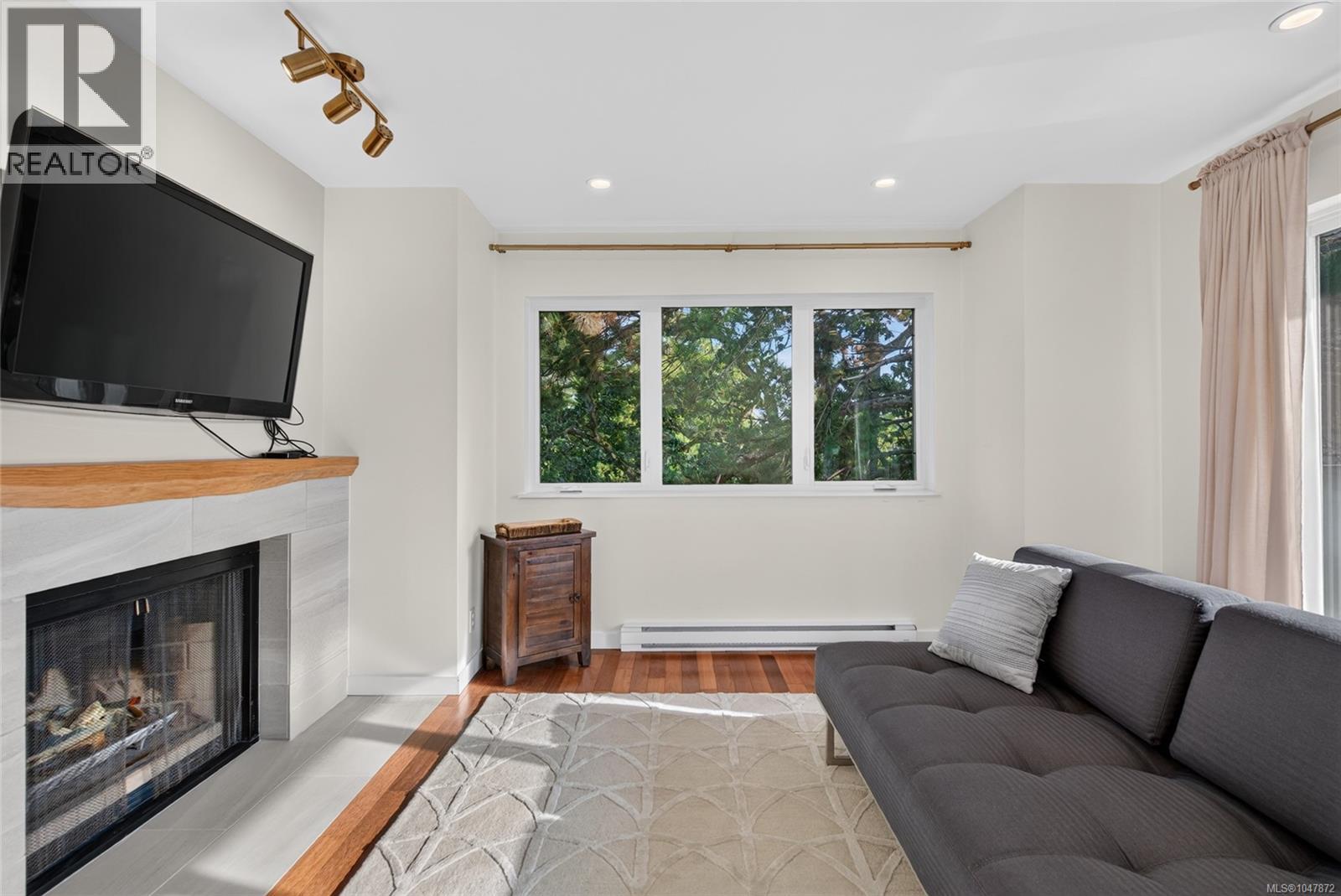 #303 1619 Morrison St - Image 5
