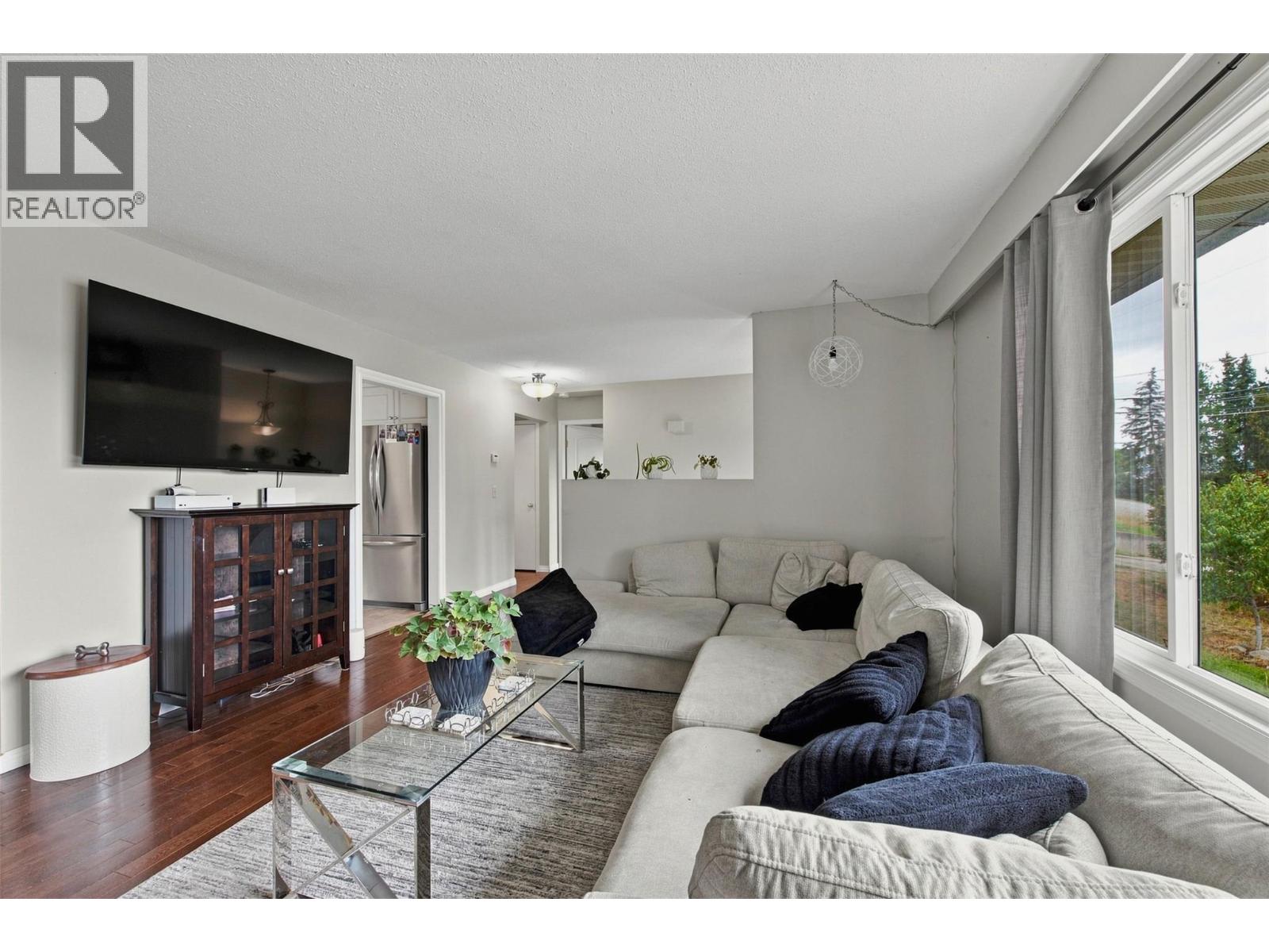 6875 Herry Road, Vernon
