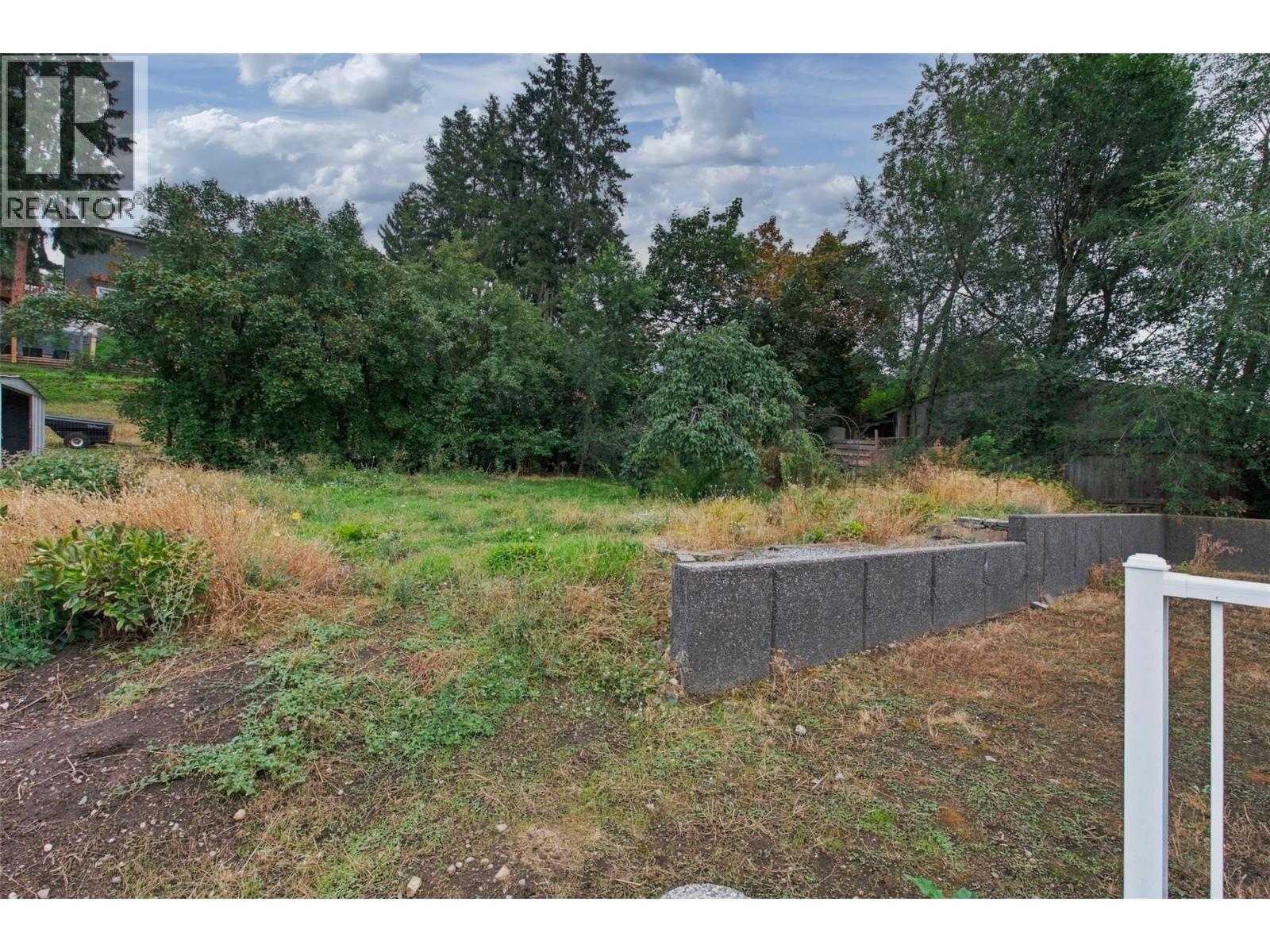 6875 Herry Road, Vernon