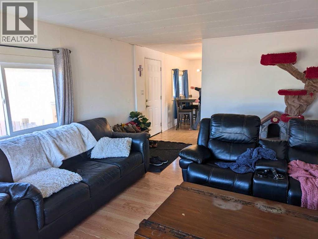 50, 9824 104 Avenue - 3