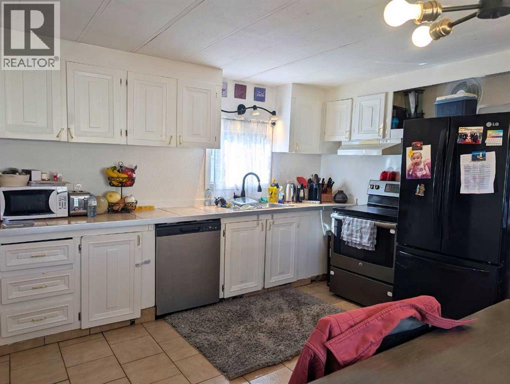 50, 9824 104 Avenue - 5