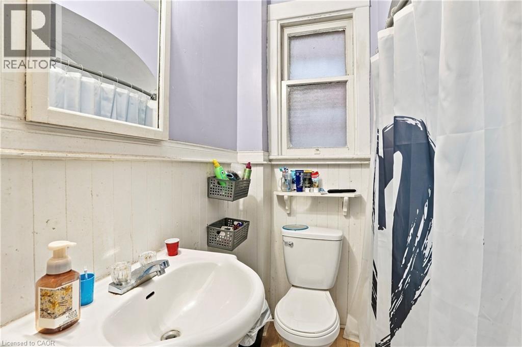 52 KENSINGTON Avenue N - 12