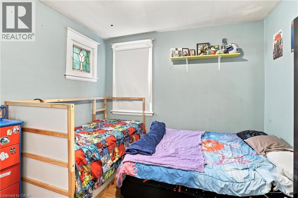 52 KENSINGTON Avenue N - 14