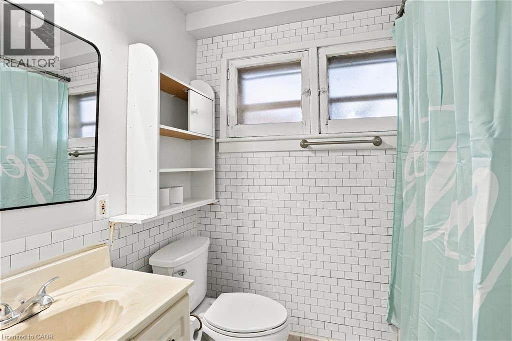 52 KENSINGTON Avenue N - 18