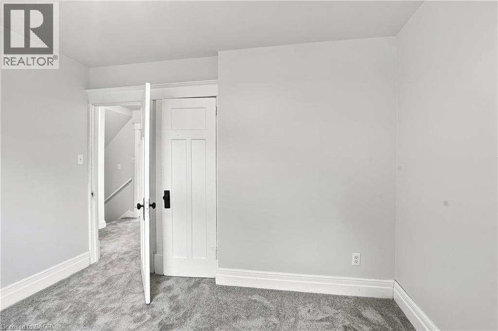 52 KENSINGTON Avenue N - 20