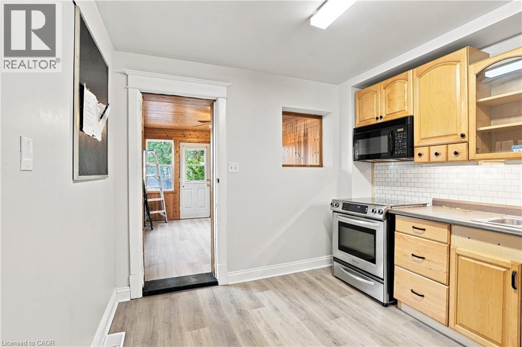 52 KENSINGTON Avenue N - 21