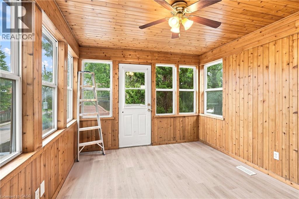 52 KENSINGTON Avenue N - 24